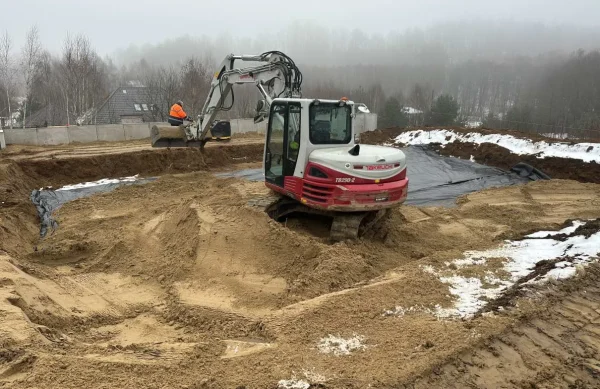 Prace ziemne przygotowawcze pod dom modułowy (4)