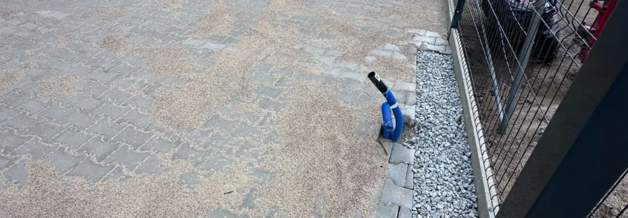 Układanie płyt utwardzanie terenu kanalizacja burzowa